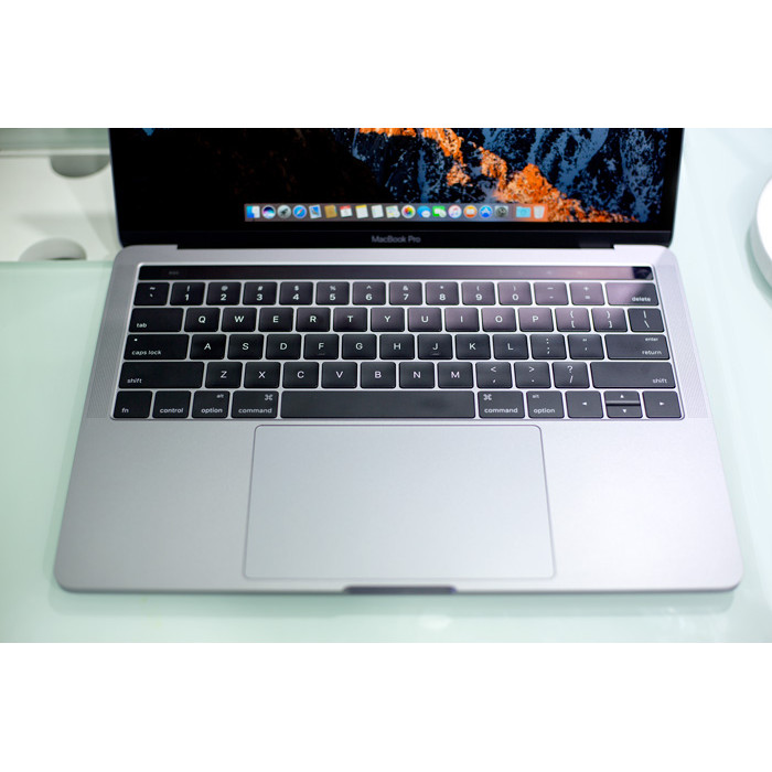 2018 MACBOOK PRO 15" TOUCH i7-2.6-16-512-560X GRAY MR942 9 + POWER ADAPTER