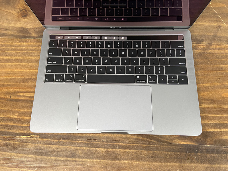 MacBook Pro 2019 MUHP2 13 Inch Gray i5 1.4/8GB/256GB Secondhand