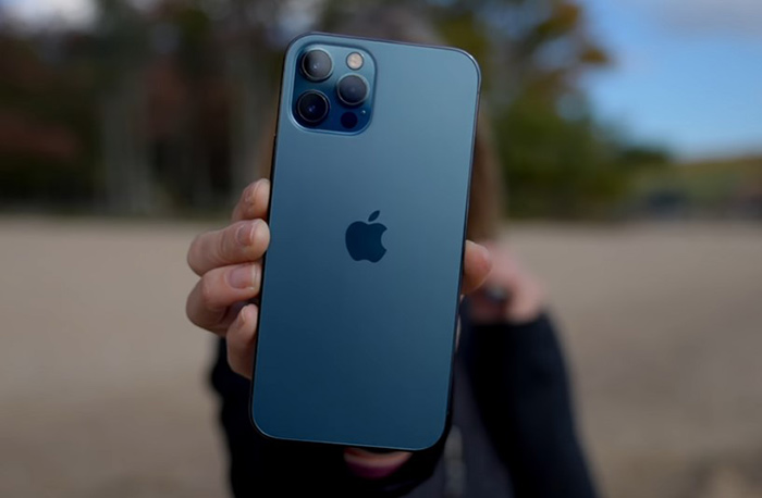 Phân tích cụm camera trên iPhone 12