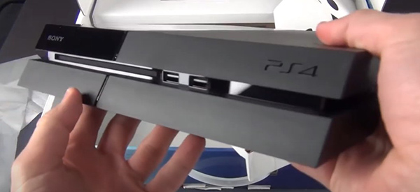 PLAYSTATION ĐÃ THAY ĐỔI THIẾT KẾ CONSOLE NHƯ THẾ NÀO?