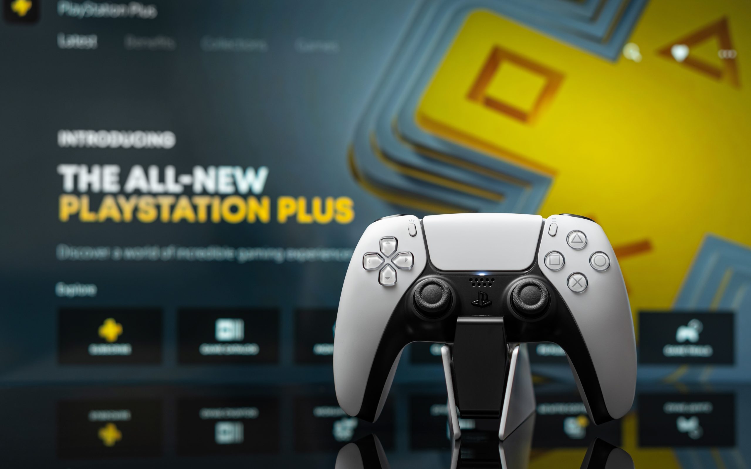 playstation plus 04 4 scaled