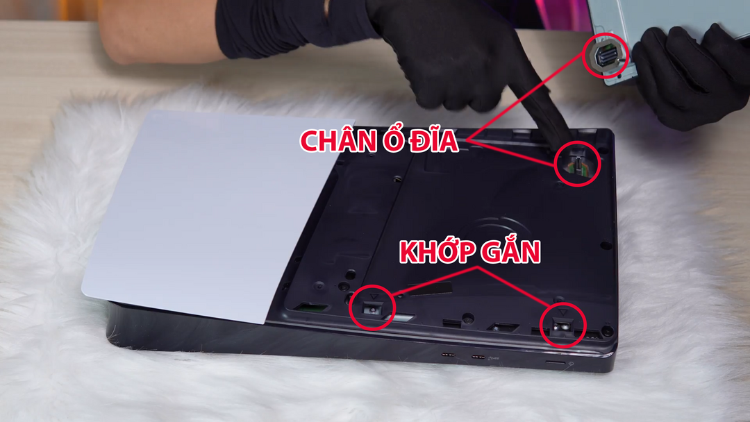 ps5 slim gan va dang ky o dia 4 9
