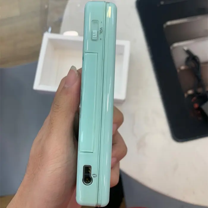 MAY NINTENDO DS LITE ICE BLUE 01