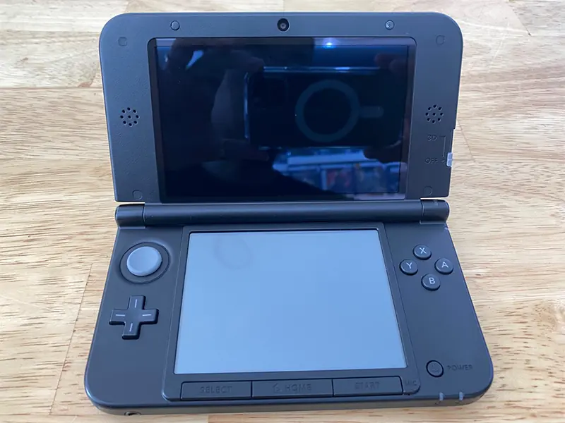3DS XL XANH 01