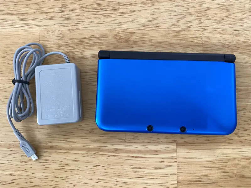 3DS XL XANH 03