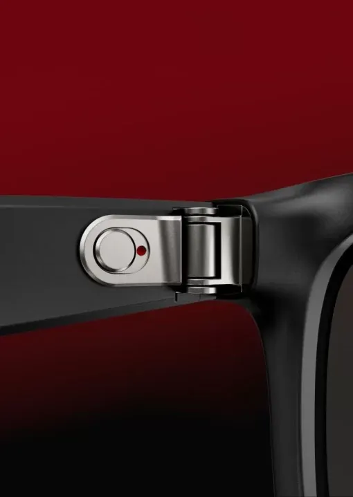 Cong tac nguon tren Ray ban Meta 510x719 1