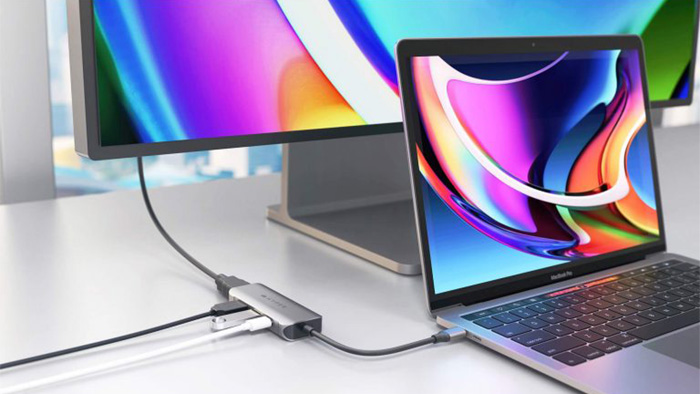 HyperDrive HDMI 4K 60Hz 4-in-1 USB-C Hub HD41 2 HyperDrive HDMI 4K 60Hz 4-in-1 USB-C Hub HD41