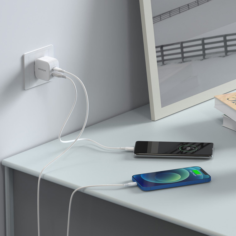 Innostyle MiniGo Pro III 20W Dual-Port PD Charger - IC20-2PDWHI 1 Innostyle MiniGo Pro III 20W Dual-Port PD Charger - IC20-2PDWHI