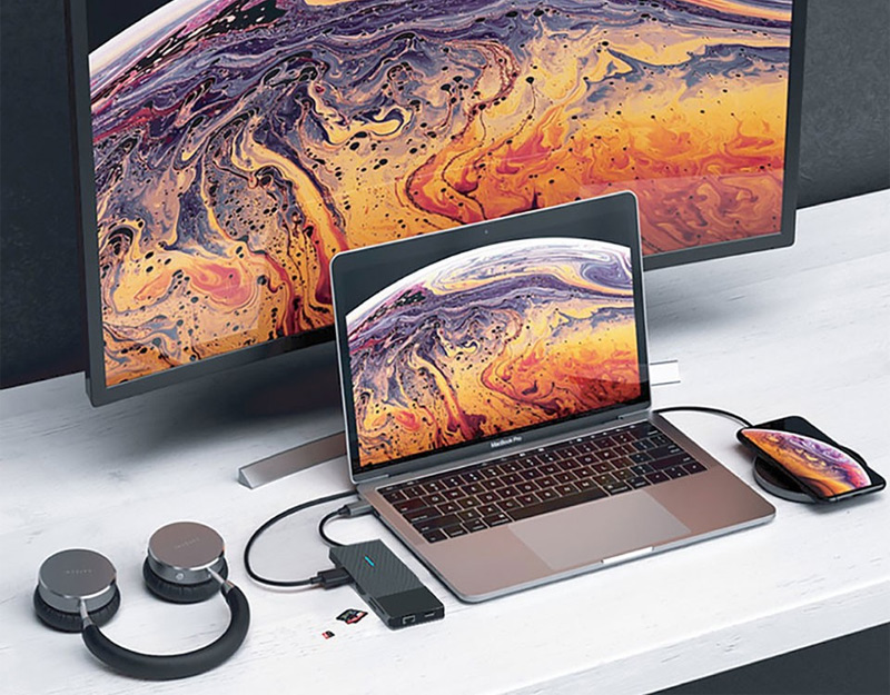 Mazer Pro Hub 12 In 1 USB-C PD3.0 100W Mutimedia Hub With Triple Display 3 Mazer Pro Hub 12 In 1 USB-C PD3.0 100W Mutimedia Hub With Triple Display - 0.2M