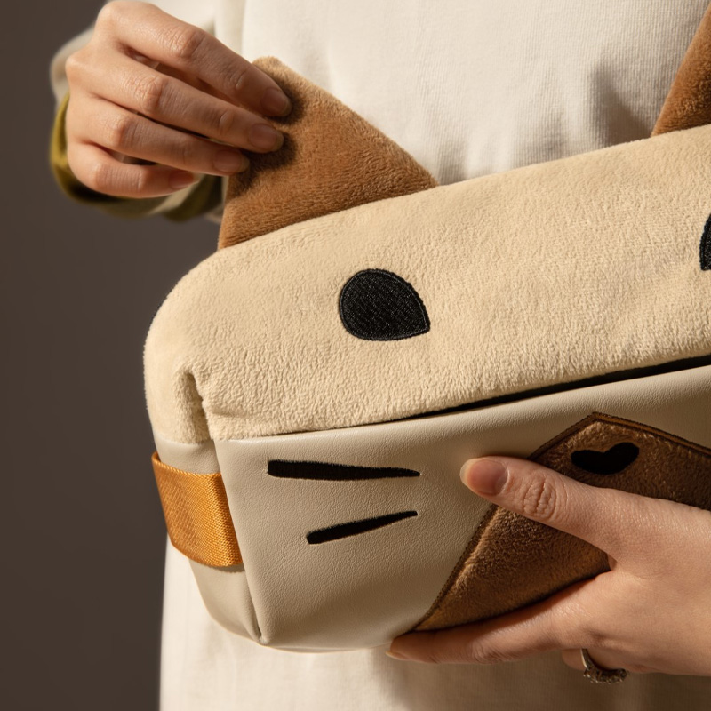 Túi Đeo Chéo Tomtoc X Monster Hunter Palico EDC Sling Bag 4L Minimalist - H02A4S2 1 Tomtoc X Monster Hunter Palico EDC Sling Bag 4L Minimalist - H02A4S2