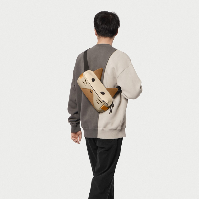 Túi Đeo Chéo Tomtoc X Monster Hunter Palico EDC Sling Bag 4L Minimalist - H02A4S2 2 Tomtoc X Monster Hunter Palico EDC Sling Bag 4L Minimalist - H02A4S2