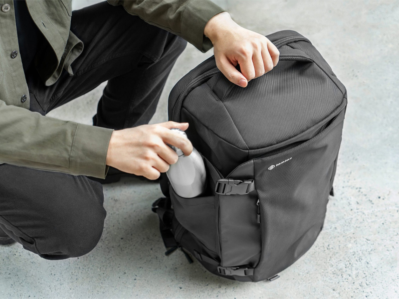 Balo Tomtoc (USA) Travel Backpack 40L (A82-F01D) 3 balo tomtoc usa travel backpack 40l 07