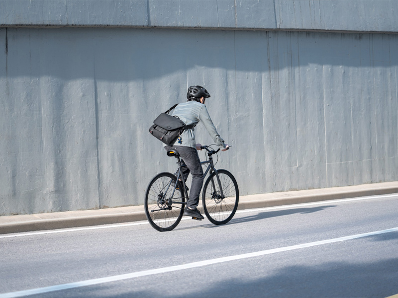 Túi Tomtoc (USA) Premium Messenger Bag Commuting Travel 16'' - H52-E02D01 3 tui tomtop premium messenger bag commuting travel 16 h52 e02d01 04