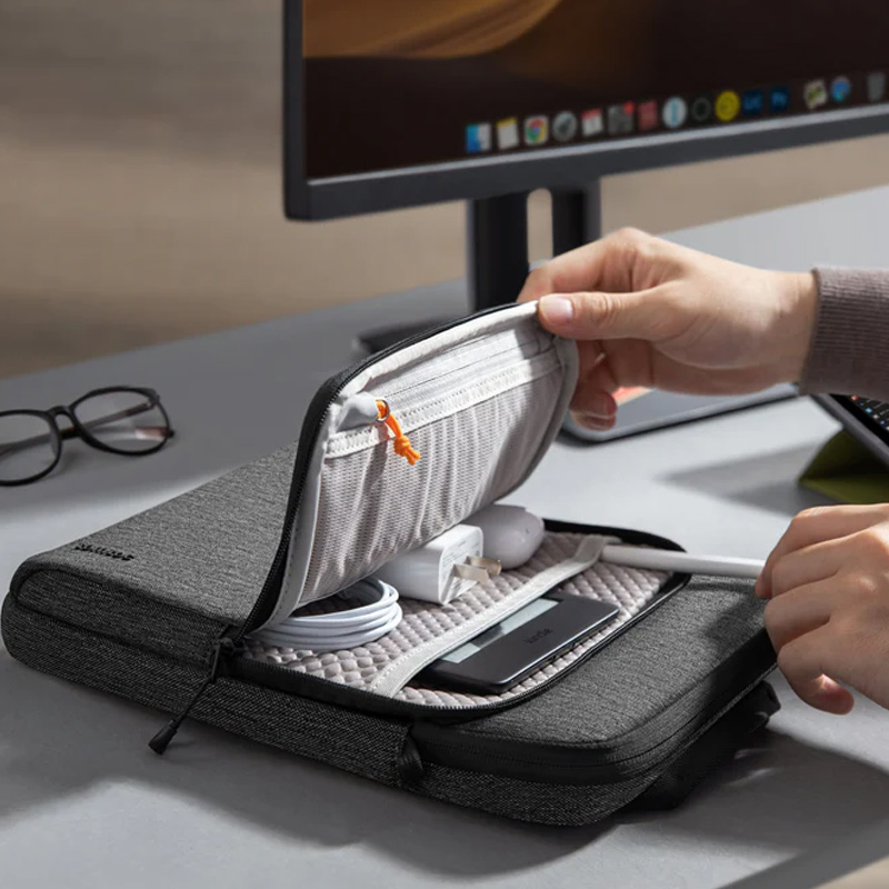 Túi Đeo Chéo Tomtoc Defenderace-A03 Laptop Shoulder Bag - Gray (H13C1G1) 3 tui deo cheo tomtoc defenderace a03 laptop shoulder bag gray 03