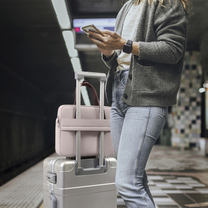 Túi Đeo Chéo Tomtoc (USA) Premium Versatile Shoulder Bag MacBook/UltraBook 13/14-Inch (H22C1P2) 4 tui deo cheo tomtoc premium versatile shoulder bag macbook 13 14 inch 03