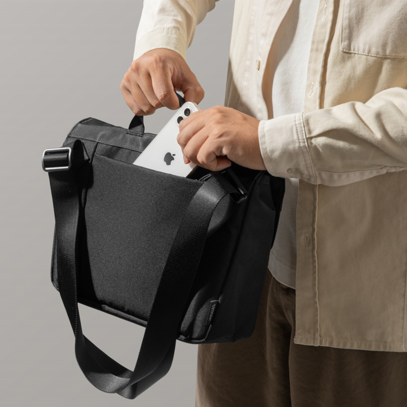 Túi Đeo Chéo Tomtoc (USA) Slash-T27 Shoulder Bag Meteorite (T27S1D1) 3 tui deo cheo tomtoc slash shoulder bag meteorite 03