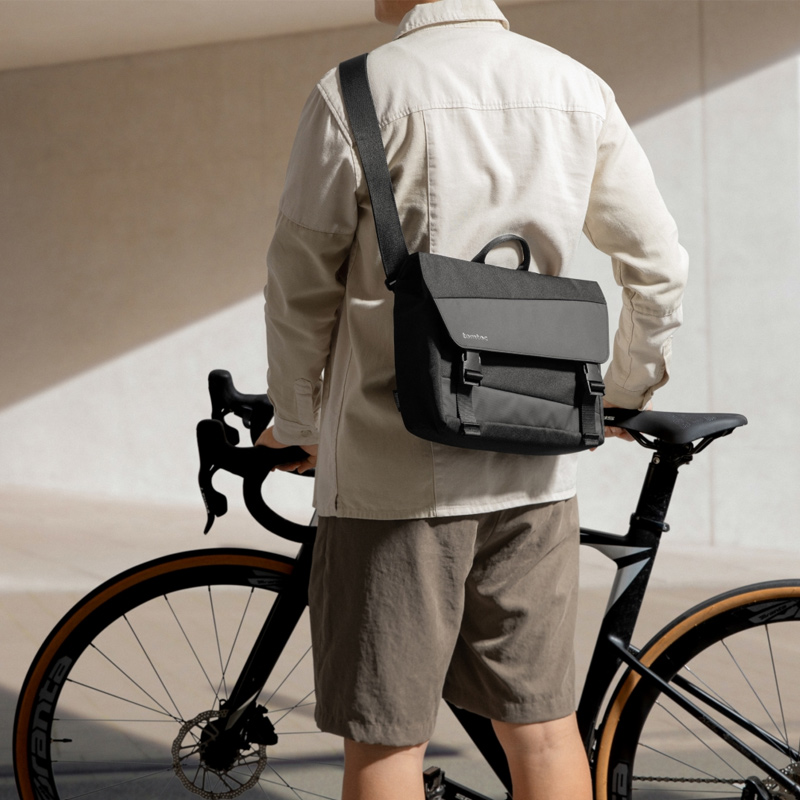 Túi Đeo Chéo Tomtoc (USA) Slash-T27 Shoulder Bag Meteorite (T27S1D1) 4 tui deo cheo tomtoc slash shoulder bag meteorite 04