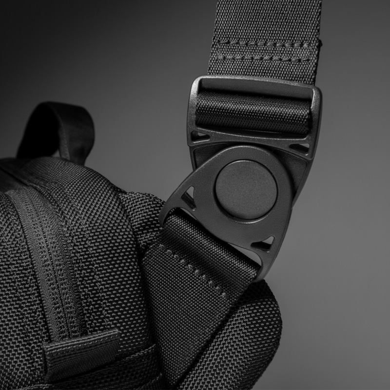 Túi Đeo Chéo Tomtoc (USA) Wander-T26 Steam Deck Daily Sling - Black (T26S1D1) 4 tui deo cheo tomtoc wander t26 steam deck daily sling black 03