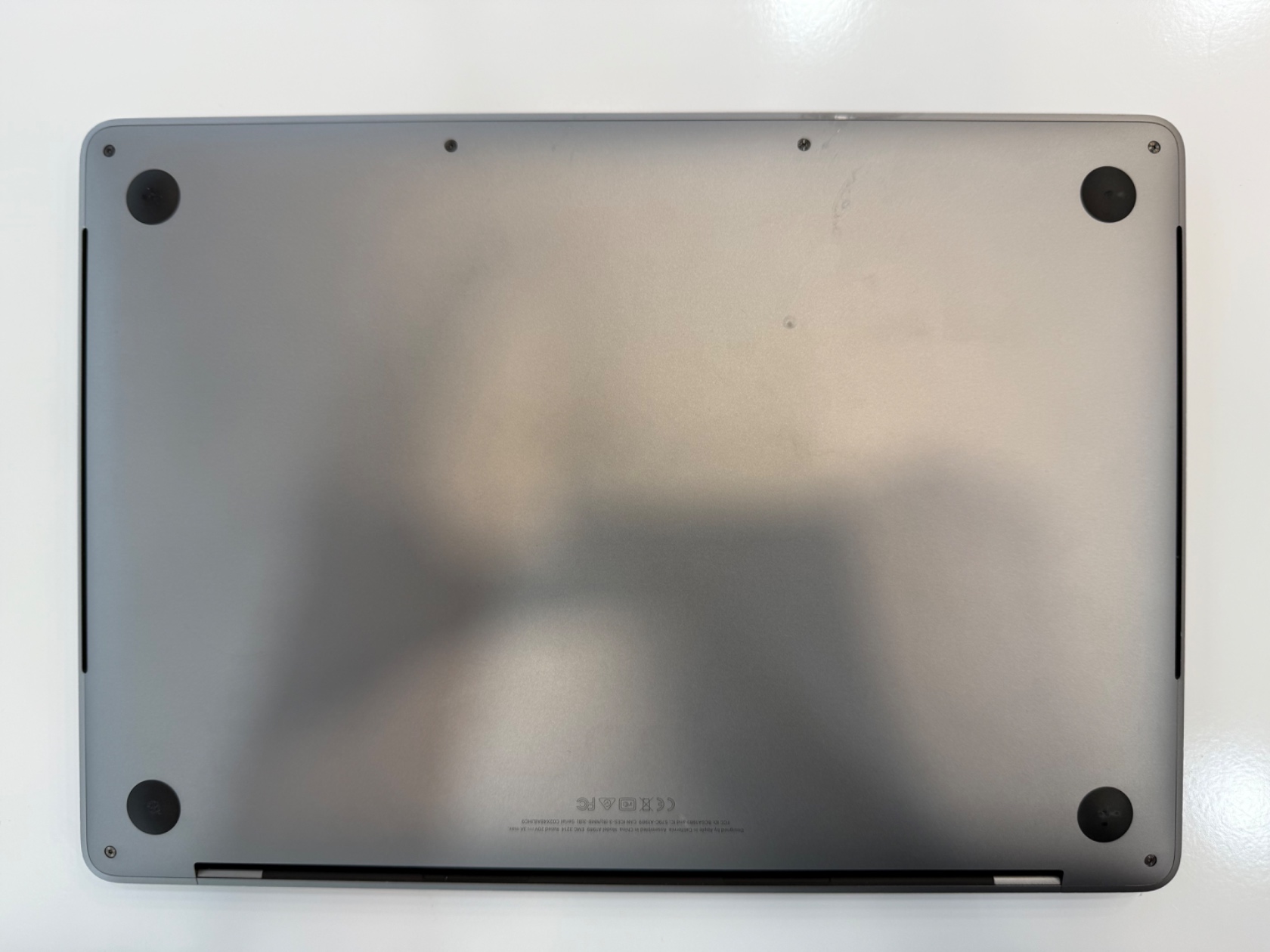 2018 MacBook Pro MR9R2 13" Space Gray i5 2.3/8GB/512GB 7 macbook cu sieu re 07