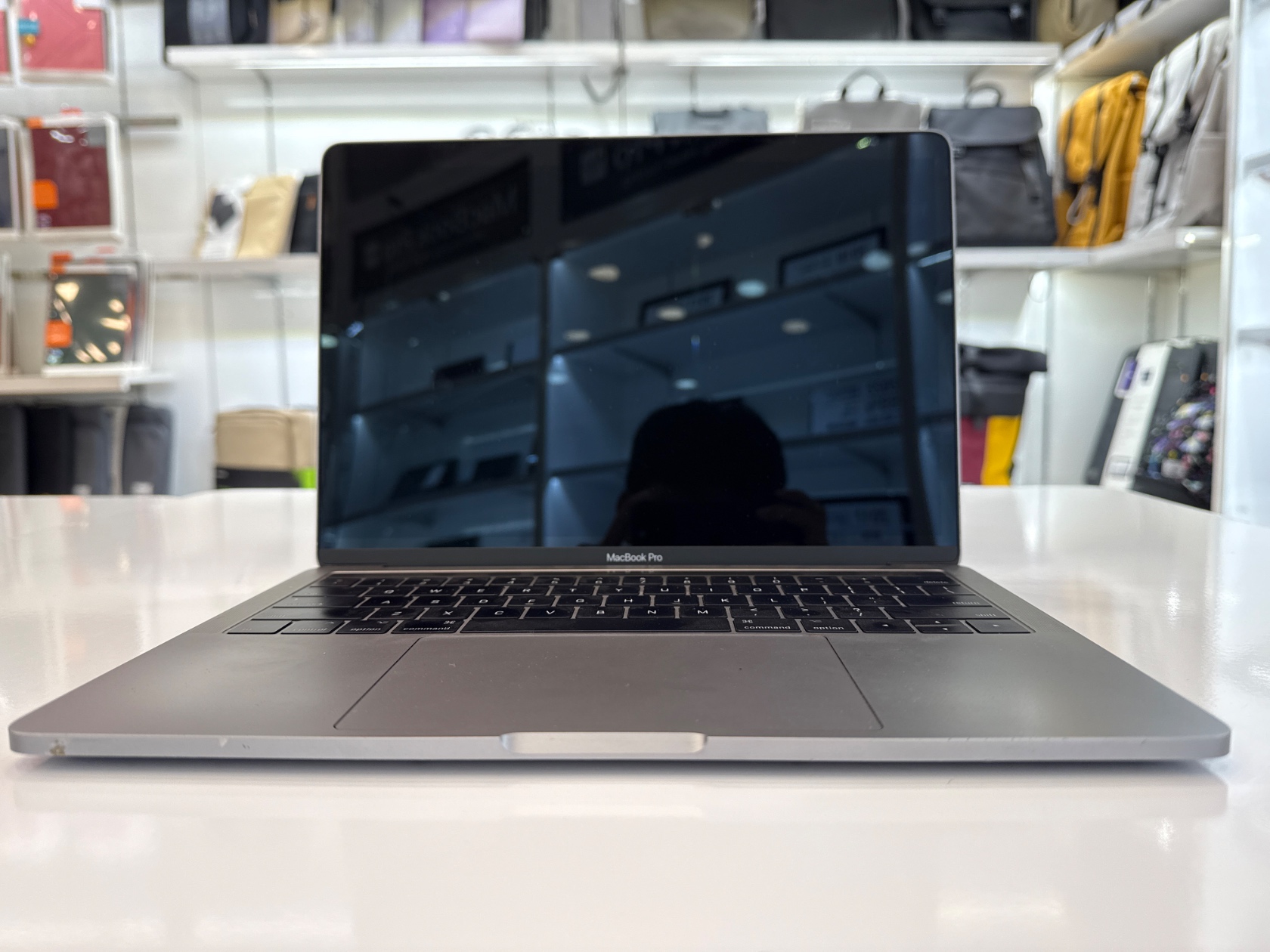 2017 MacBook Pro MPXV2 13" Gray Core i5 3.1/16GB/512GB USED 2 macbook cu sieu re 47