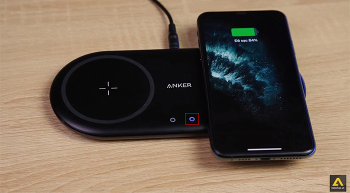 Đế sạc không dây Anker sạc nhanh nhiều thiết bị | Anker PowerWave 10 Dual Pad 7 Anker PowerWave 10 Dual Pad