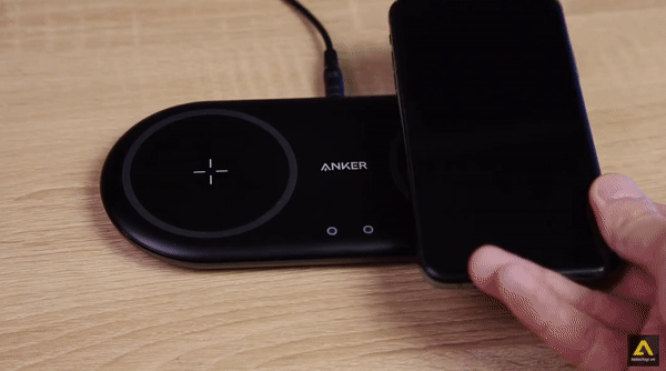 Đế sạc không dây Anker sạc nhanh nhiều thiết bị | Anker PowerWave 10 Dual Pad 8 Anker PowerWave 10 Dual Pad